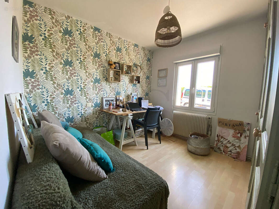 Maison à MONTREUIL-AU-HOULME