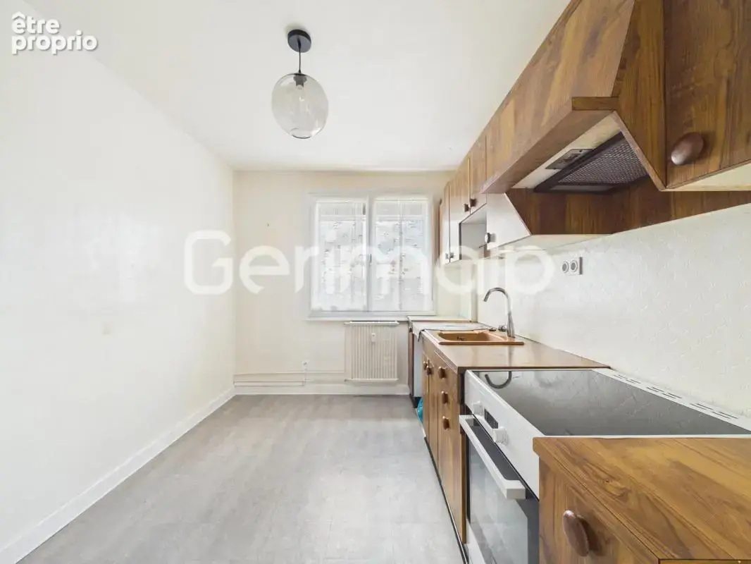 Vente - Appartement - 3 pièces + cuisine - 58 m² - 279 000 € - - photo 3