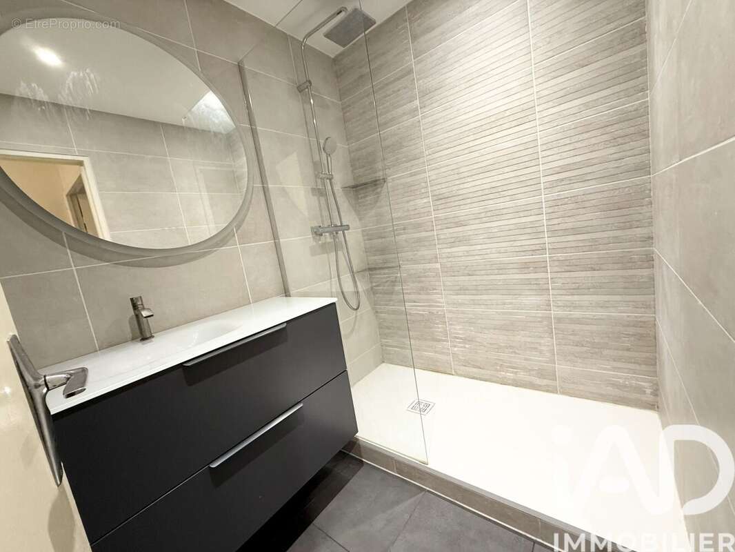 Photo 9 - Appartement à LYON-7E