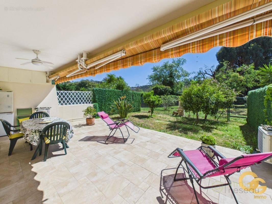 Appartement à MANDELIEU-LA-NAPOULE