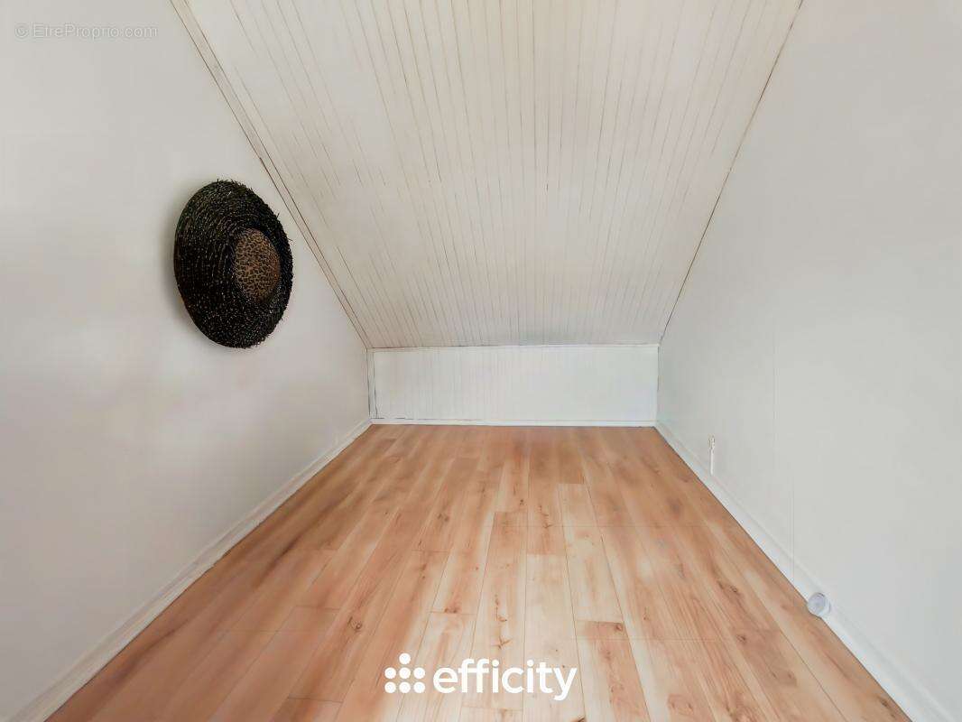 Maison à EMERAINVILLE