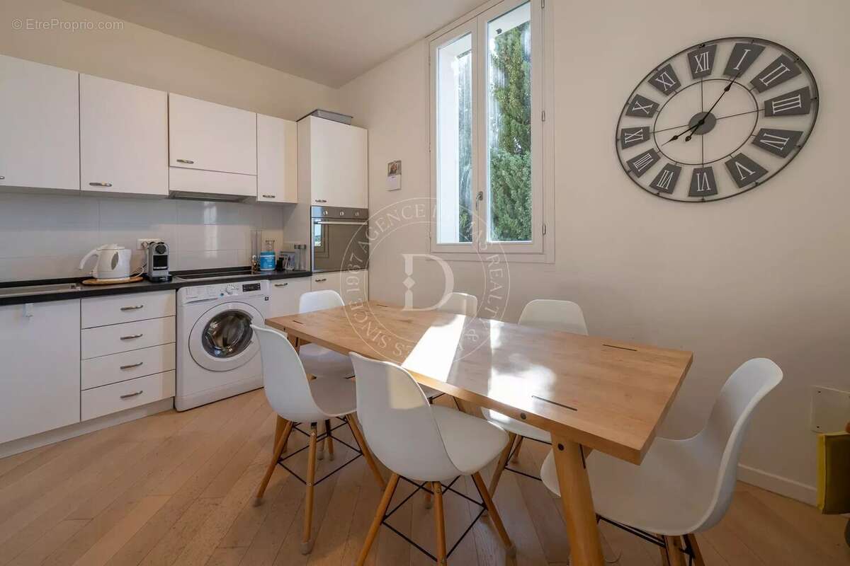 Appartement à BEAULIEU-SUR-MER