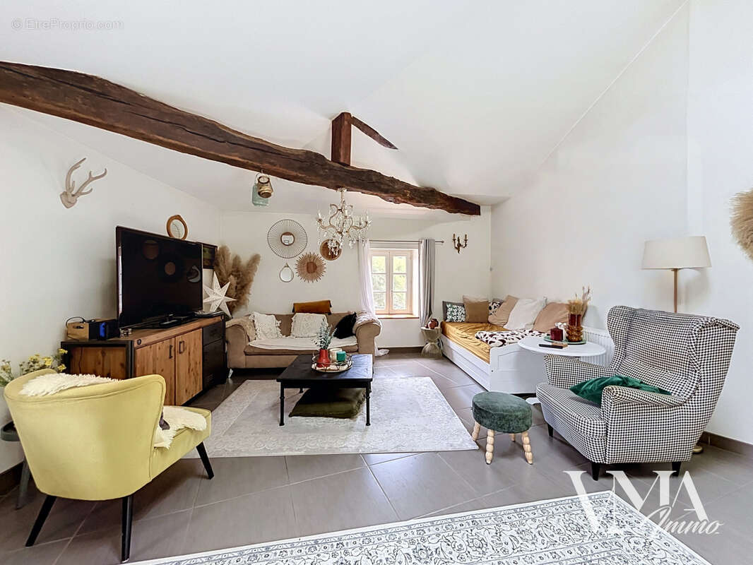 Appartement à SAIN-BEL