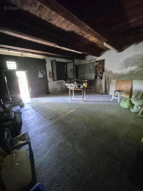 Maison à COURSAN