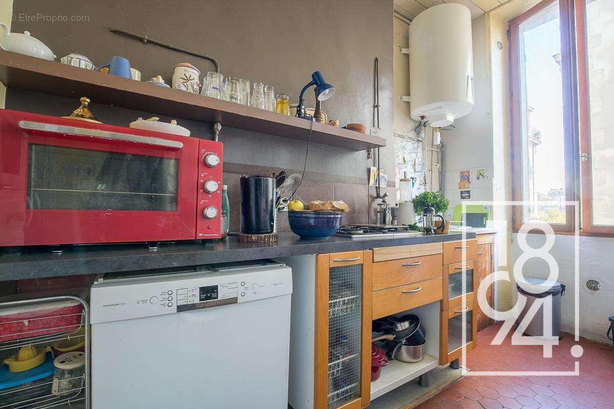 Appartement à MARSEILLE-1E