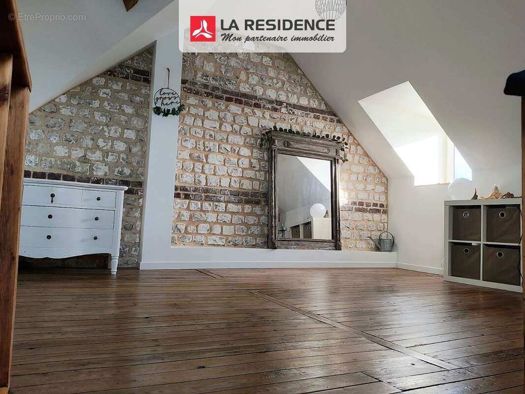 Maison 127 m² à Saint-Etienne-Du-Rouvray  - photo 6