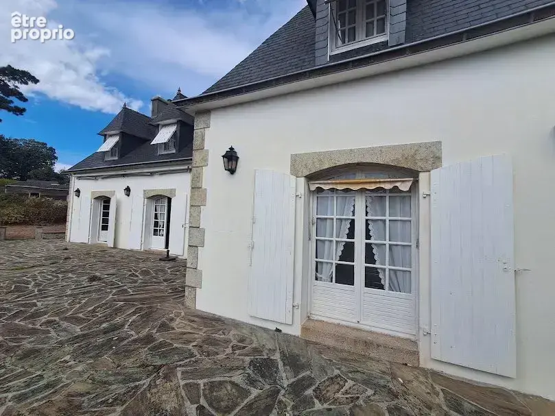 Maison 265 m² à Confort-Meilars  - photo 5