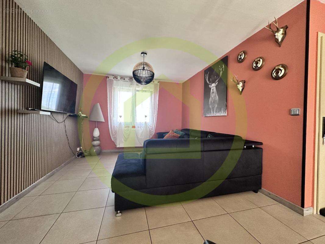 Maison à CONFLANS-EN-JARNISY