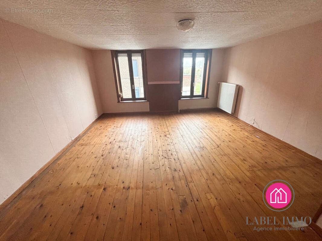 Maison à FRESNES-SUR-ESCAUT