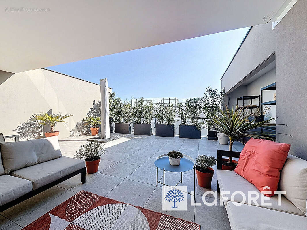 Appartement à SAINT-CYR-AU-MONT-D'OR