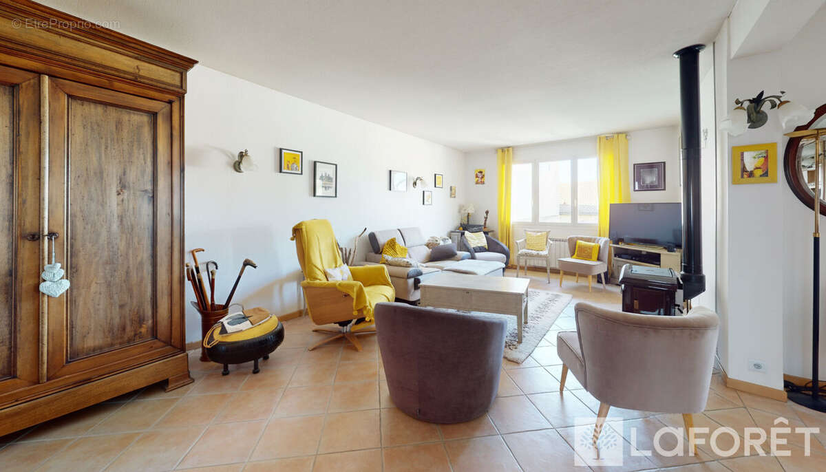 A vendre, Maison, Reims , 4 chambres, bureau, jardin, sous-sol, stationnements - photo 3