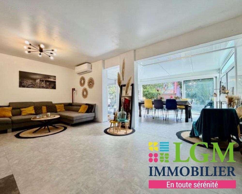 Appartement à LATTES