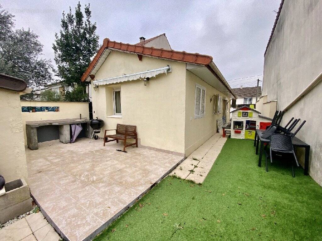 Maison à VILLEPARISIS