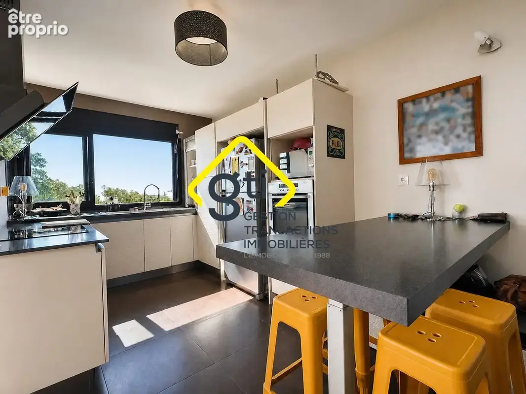 Photo Maison à Saint-Denis au prix de 520 000€