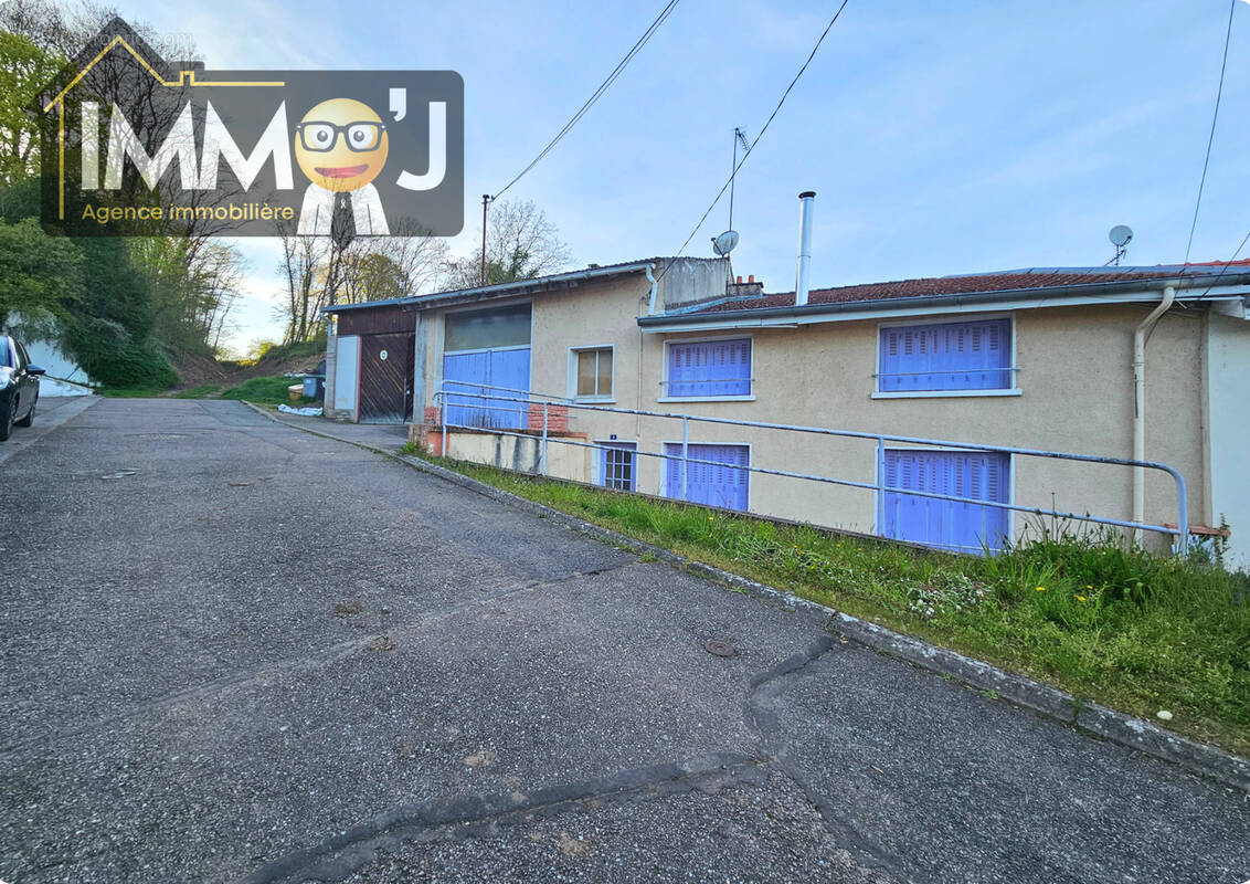 Maison à CREVECHAMPS