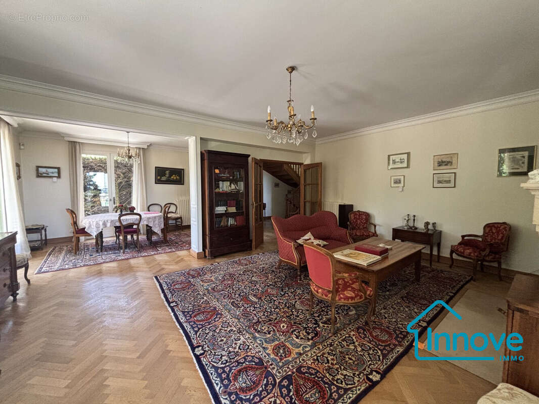 Maison 176 m² à Toulouse  - photo 2