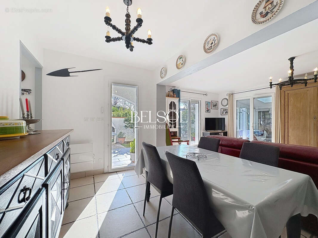 Maison à SAINT-CYPRIEN