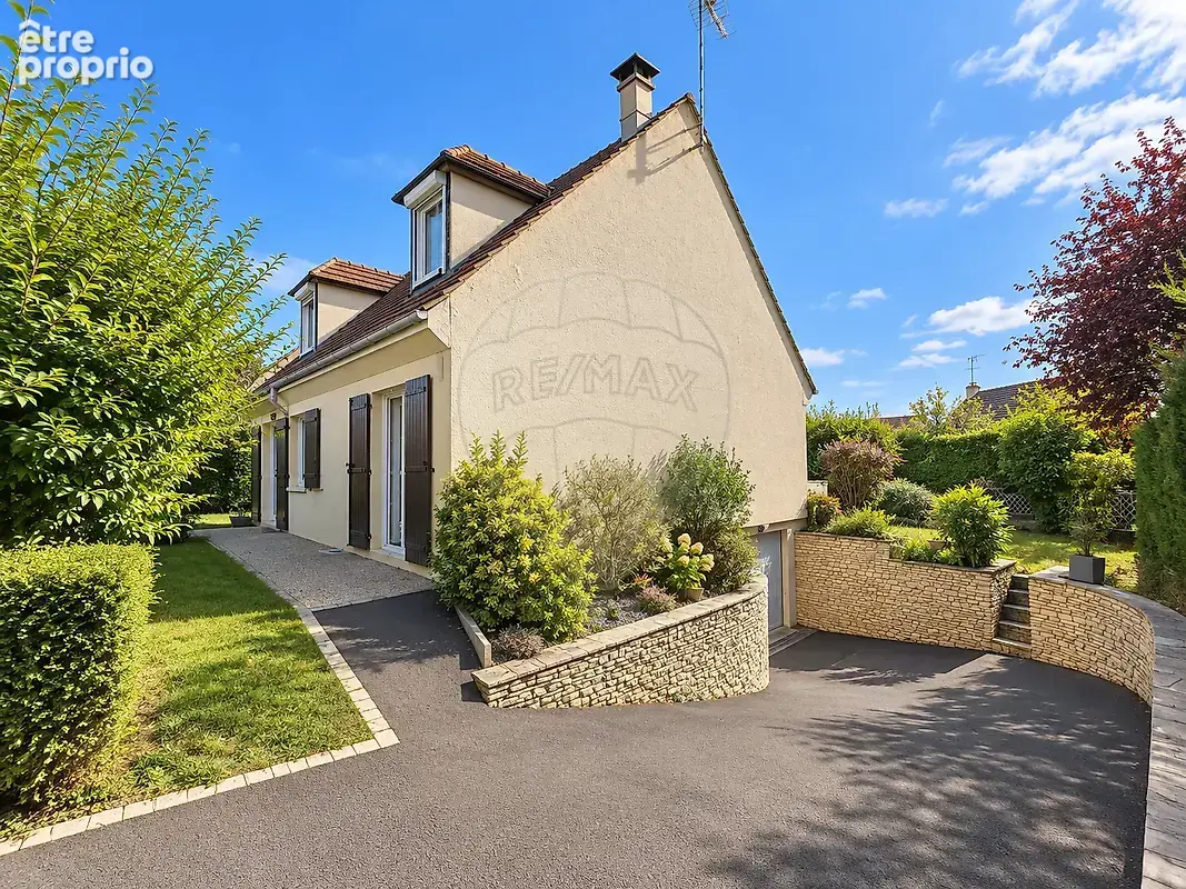 Maison à SENLIS