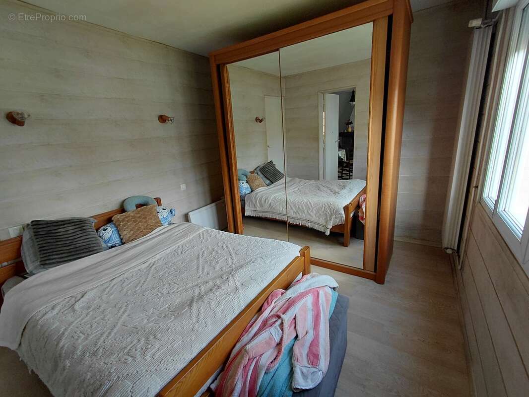 em - Maison à ALLENAY