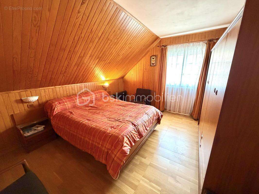 Maison à SAINT-ETIENNE-DU-ROUVRAY