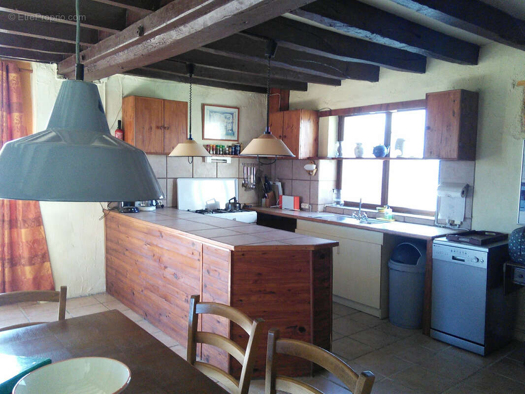 Maison à LOUROUX-DE-BEAUNE