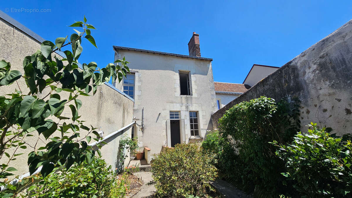 Maison à CHATEAU-LA-VALLIERE