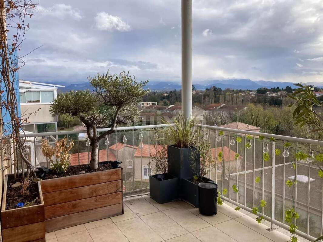 Appartement à ROMANS-SUR-ISERE