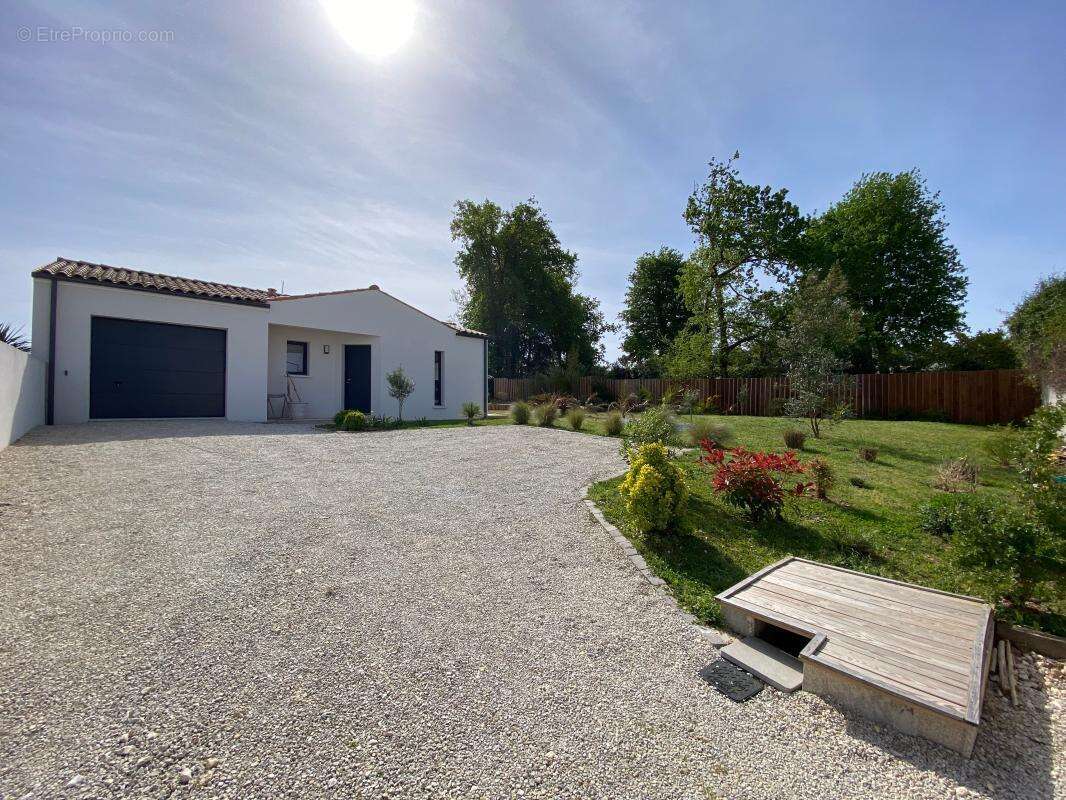 Maison à LES MATHES