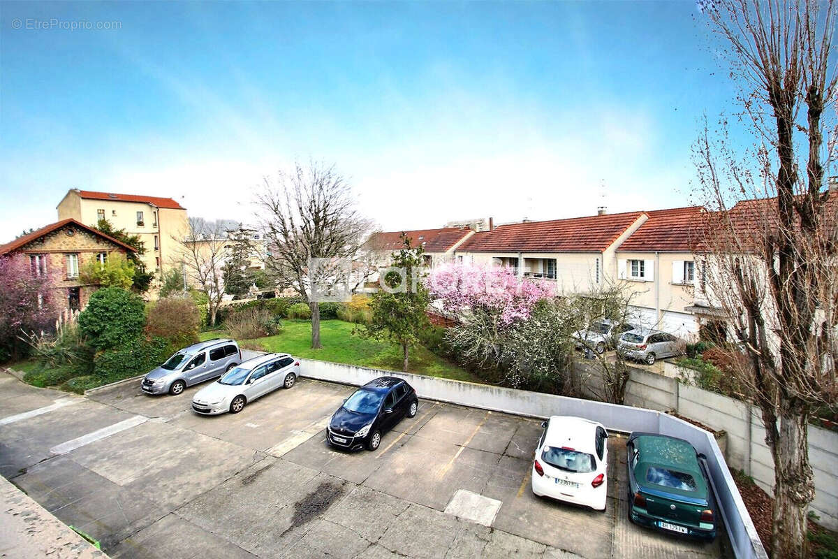 Appartement à GENNEVILLIERS