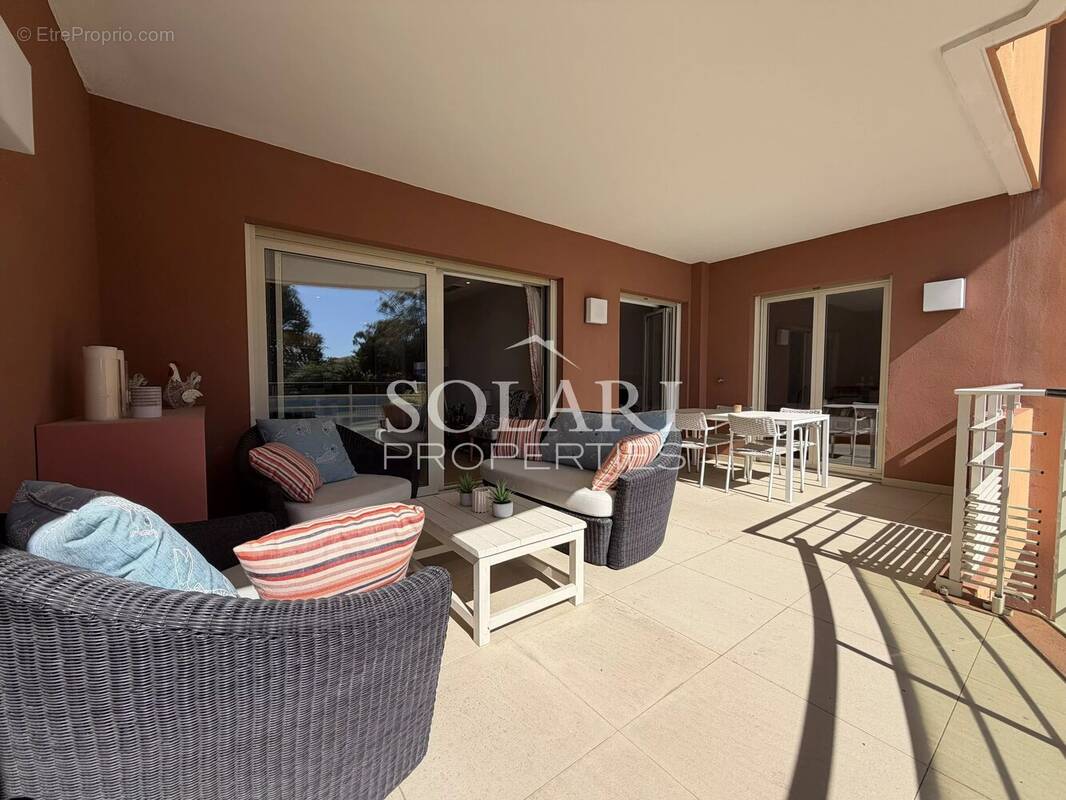 Appartement à THEOULE-SUR-MER