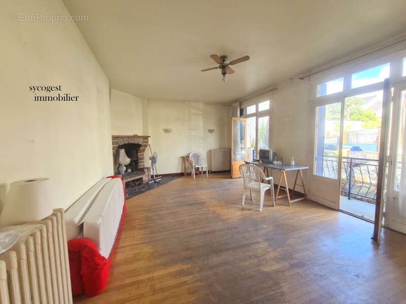 Maison à ROSNY-SOUS-BOIS