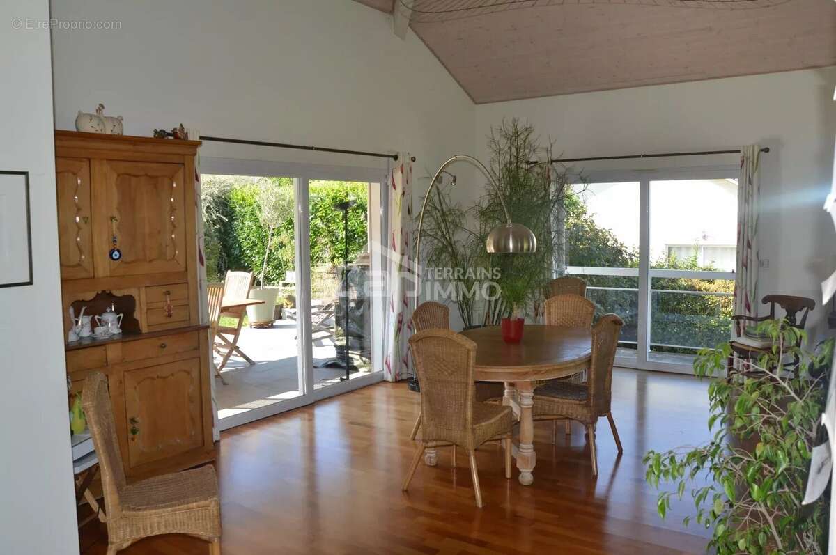 Maison à EVIAN-LES-BAINS