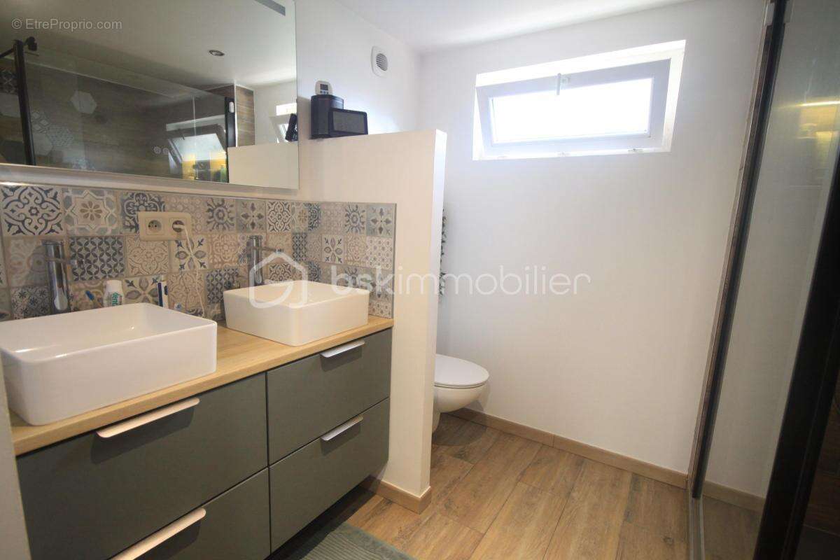 Maison à SAINT-GERMAIN-LES-ARPAJON