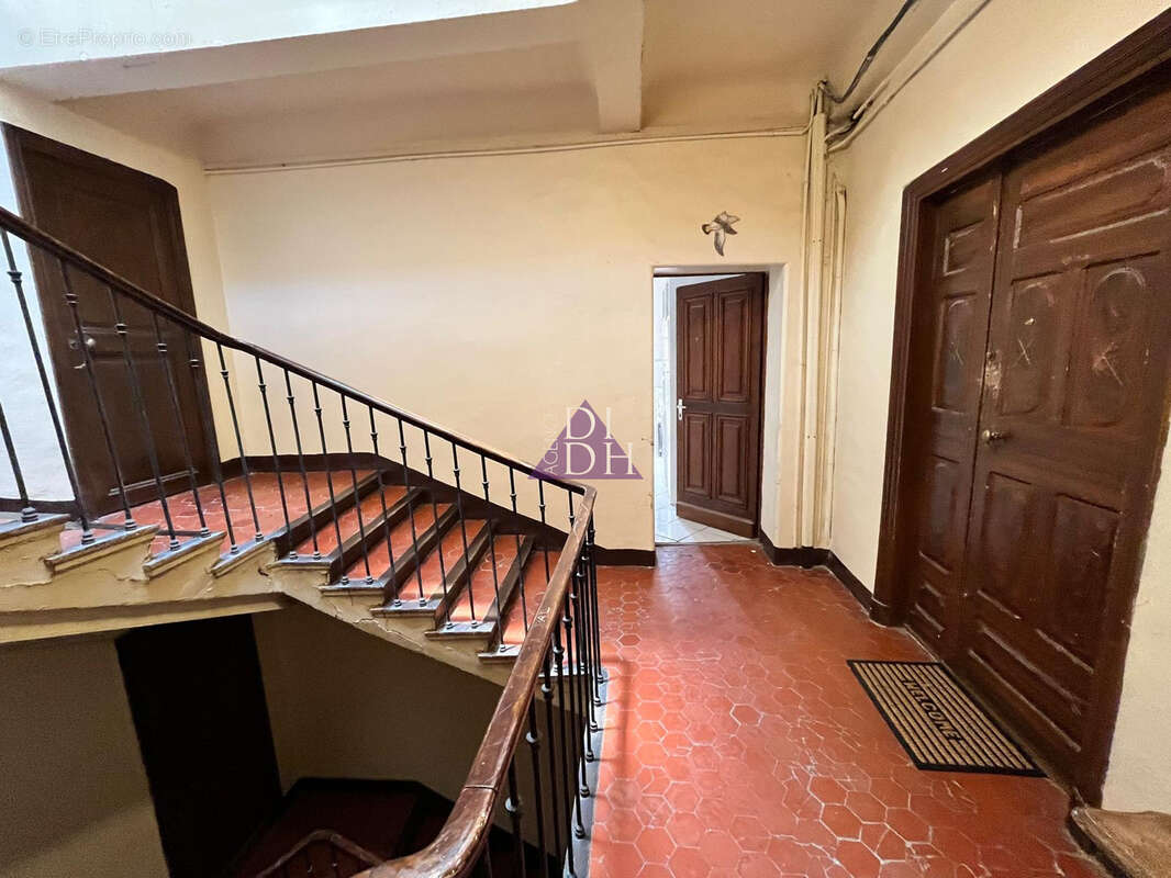 Appartement à HYERES