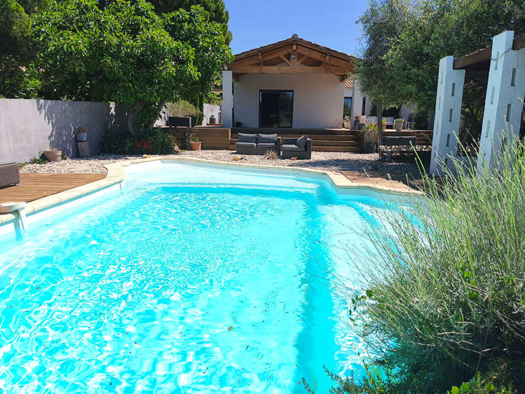 Maison à PUJAUT