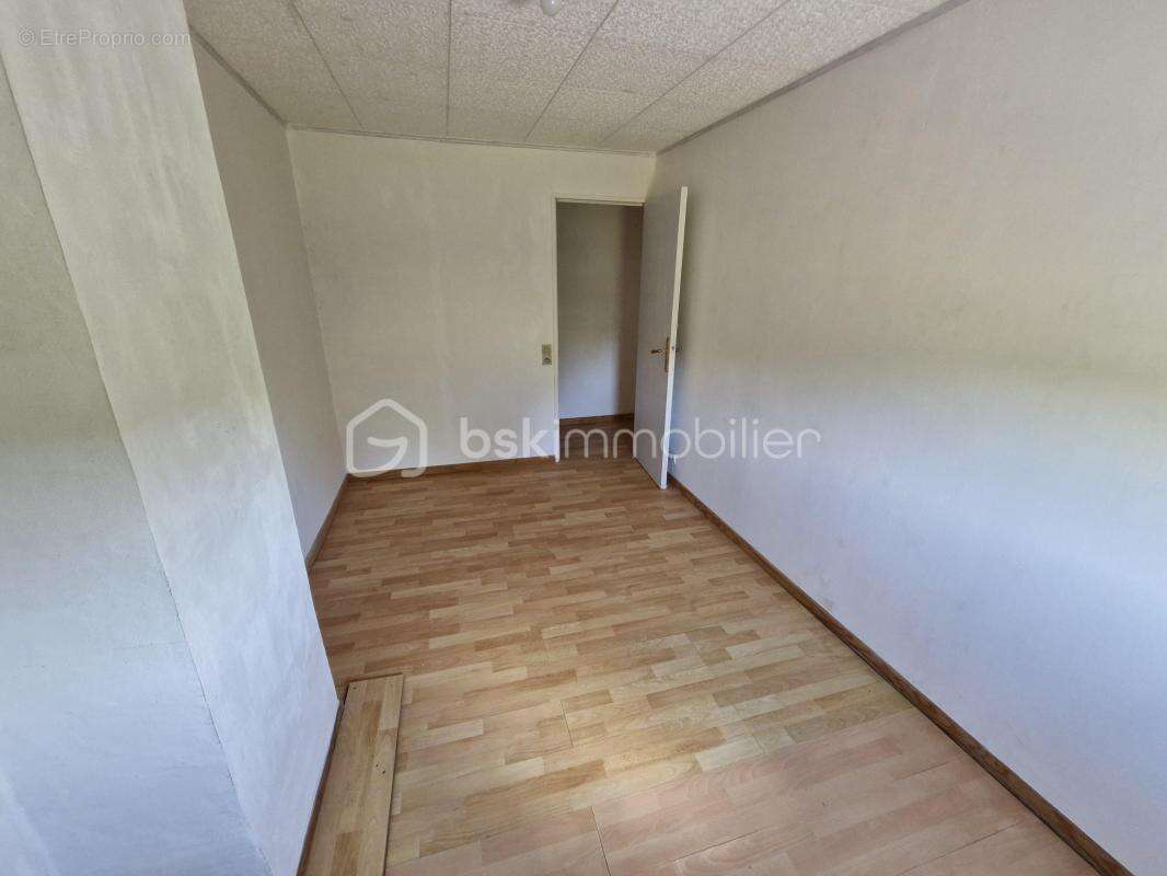 Maison à EYGURANDE-ET-GARDEDEUIL