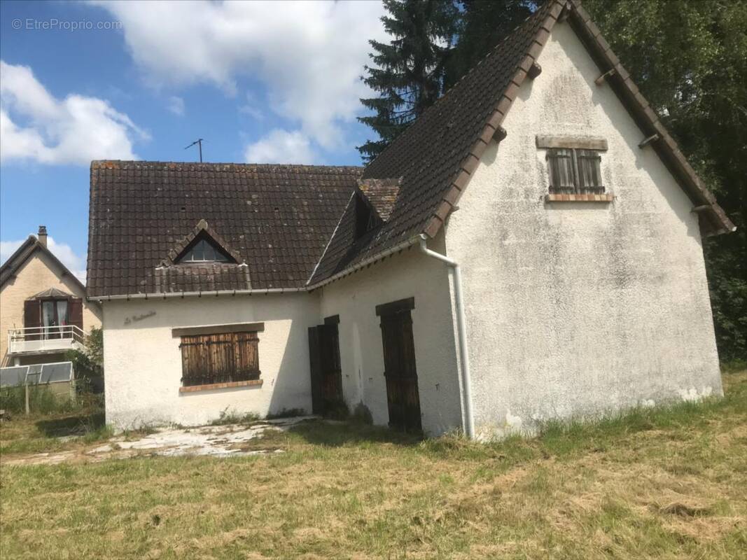 Maison à AMFREVILLE-SOUS-LES-MONTS