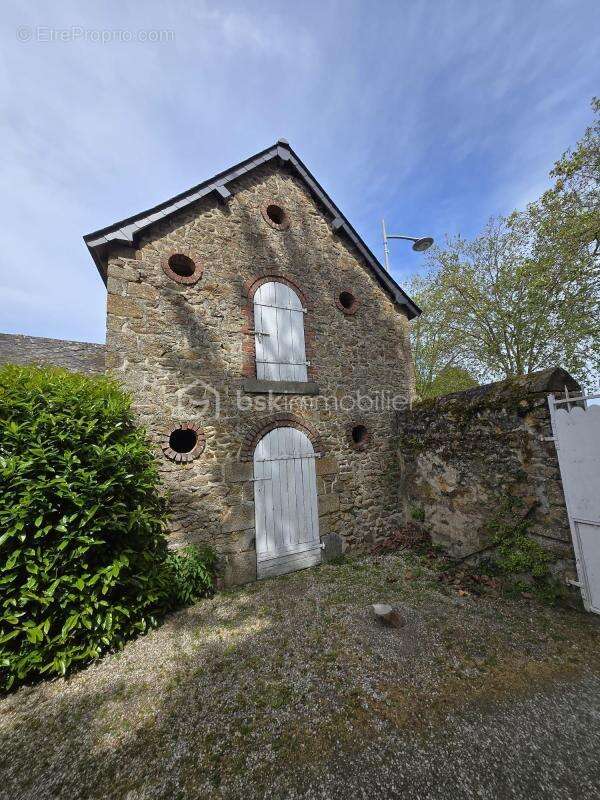 Maison à EVRON