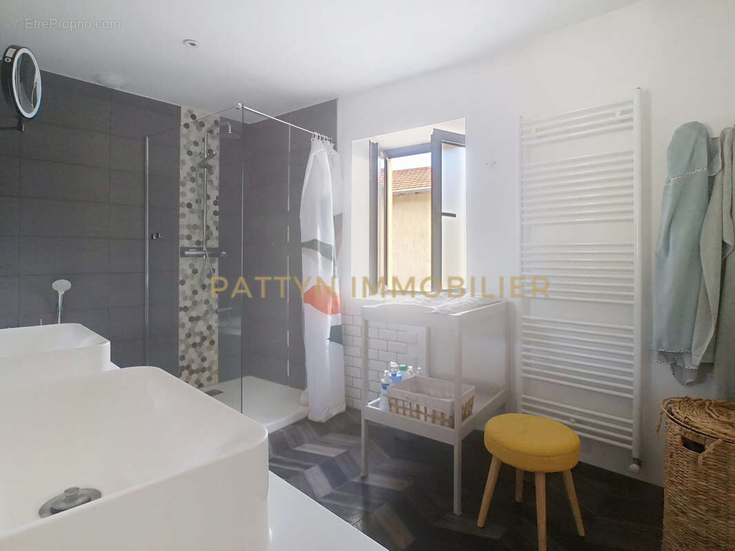 Maison à SAINTE-EUPHEMIE