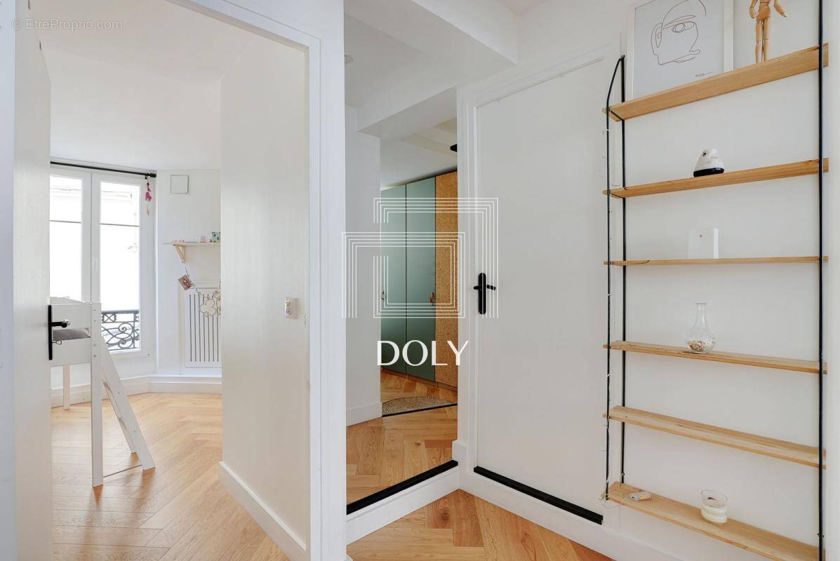 Appartement à PARIS-3E