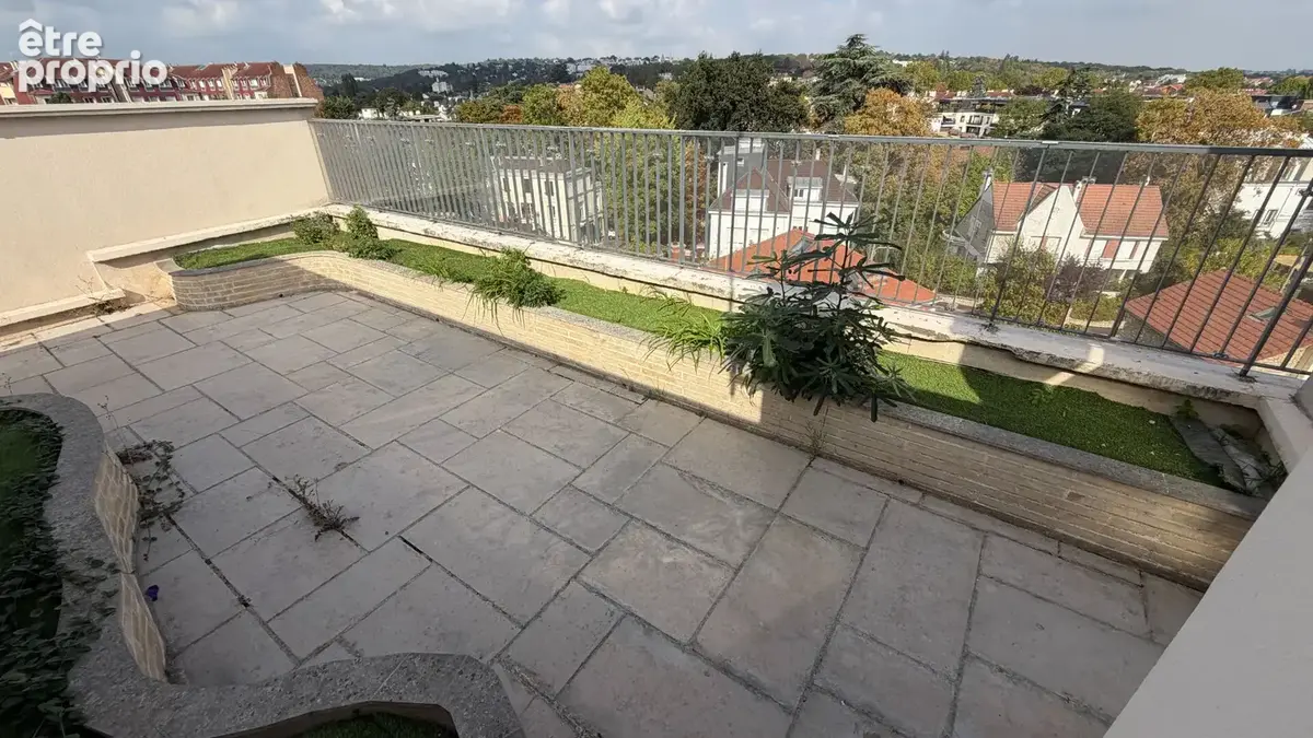 A VENDRE BAS MONTMORENCY Appartement 5 pièces 100m² - photo 12