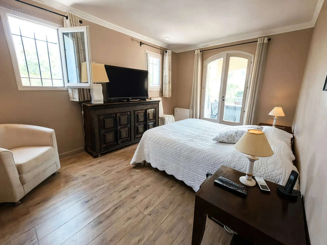 Maison 155 m² à Roquefort-Les-Pins  - photo 15