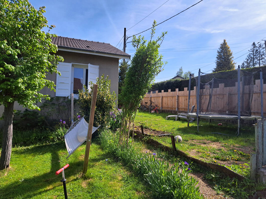 Maison à LE CHAMBON-SUR-LIGNON