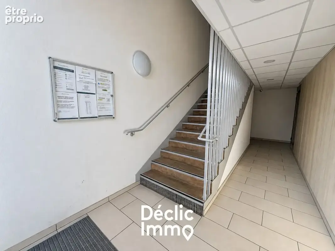 INVESTISSEURS - T3 loué avec balcon et deux parkings - photo 8