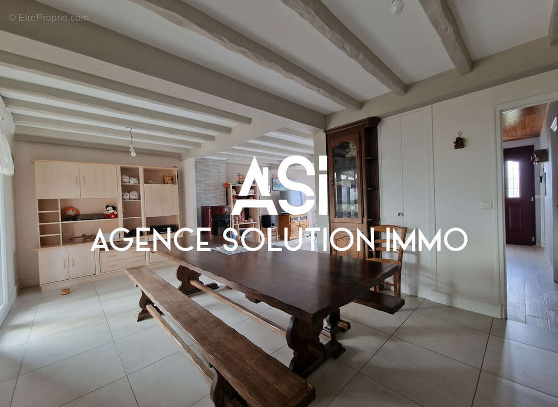 Maison à SAINT-BERTHEVIN