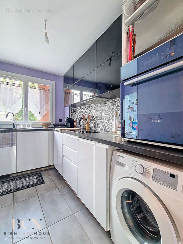 Appartement à EZANVILLE