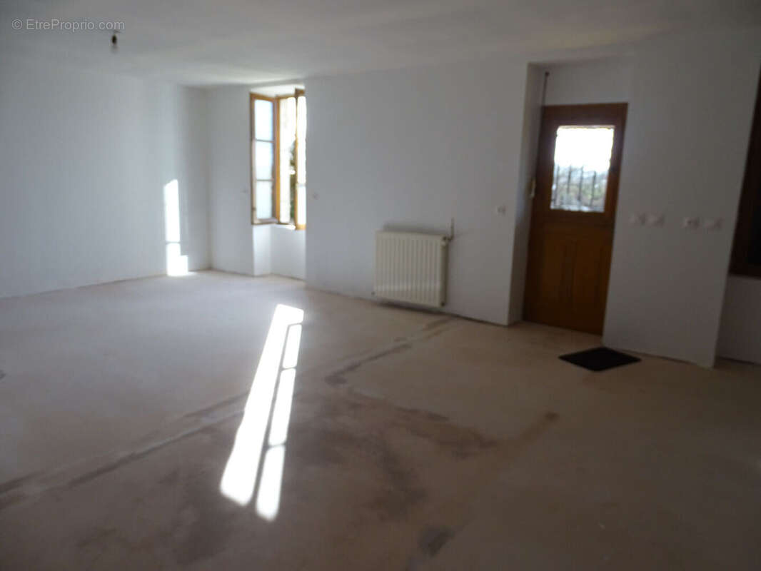 Maison à LA BERTHENOUX