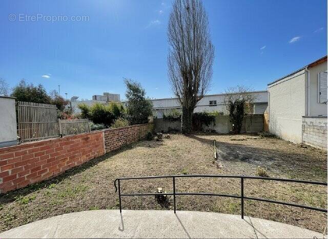 Maison à MAISONS-ALFORT
