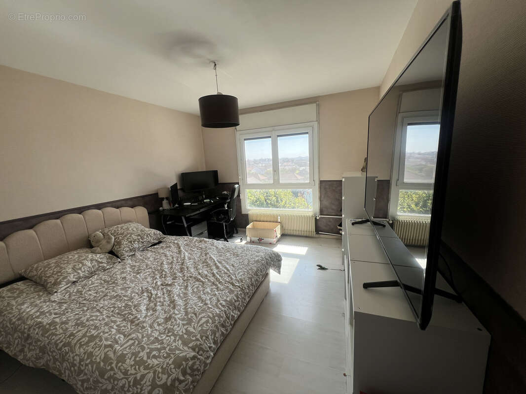 Appartement à HOUILLES