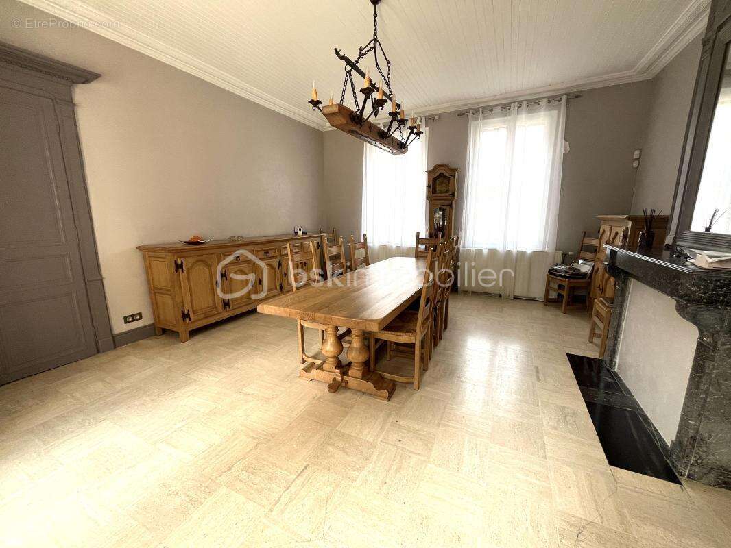 Propriete de caractere a fort potentiel - photo 11